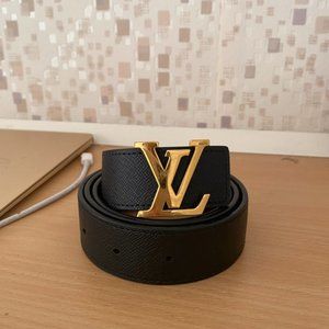 LV Initiales Reversible Luxury Belt